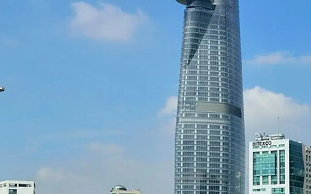 main photo